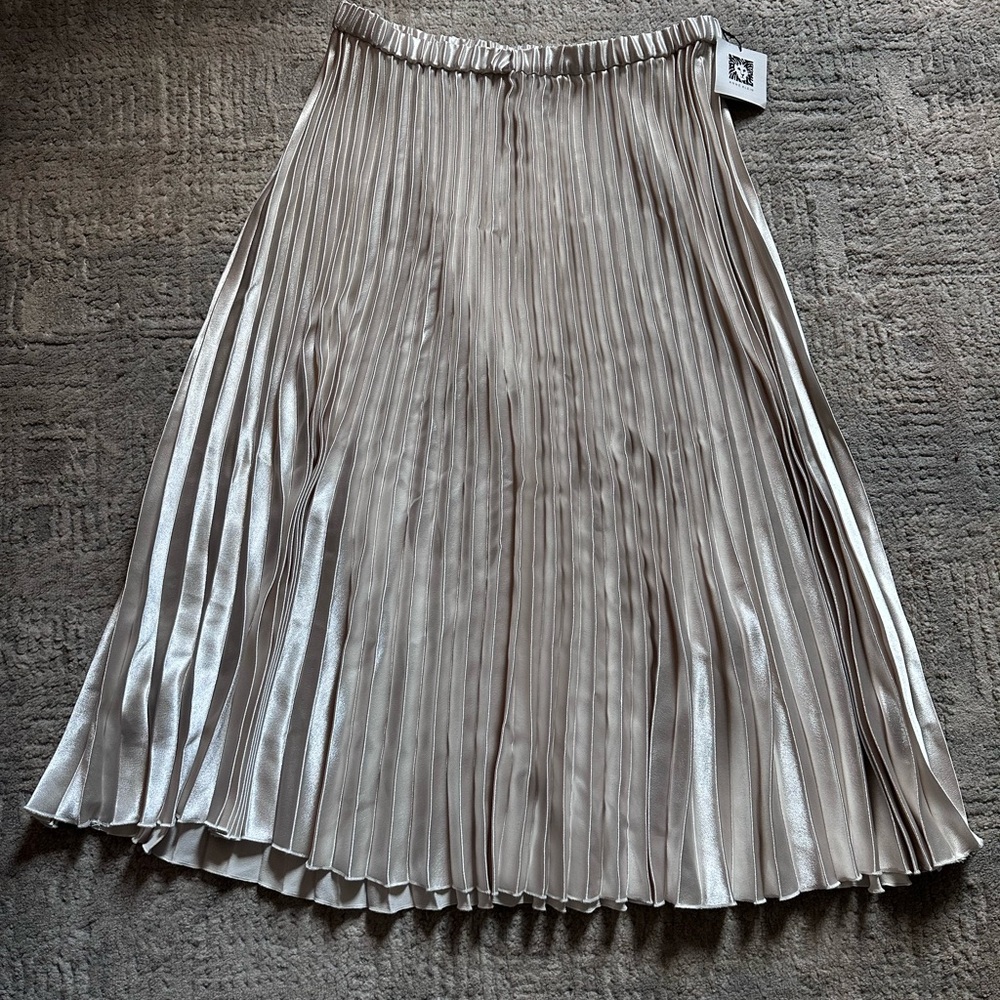 Anne Klein Shimmering Silver A-Line Skirt